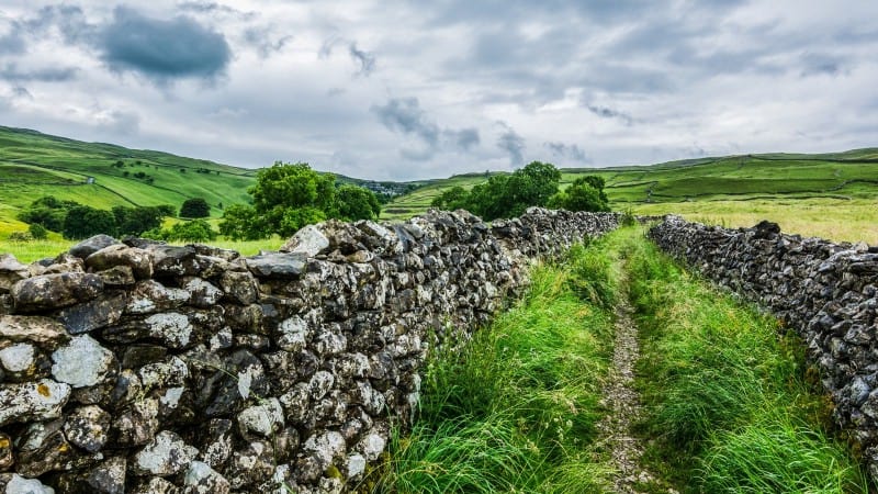 Dry Stone Walls - Permaculture Womens Guild