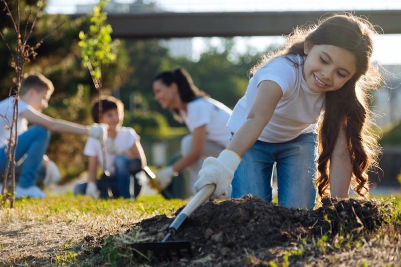 gardening with children children image 616